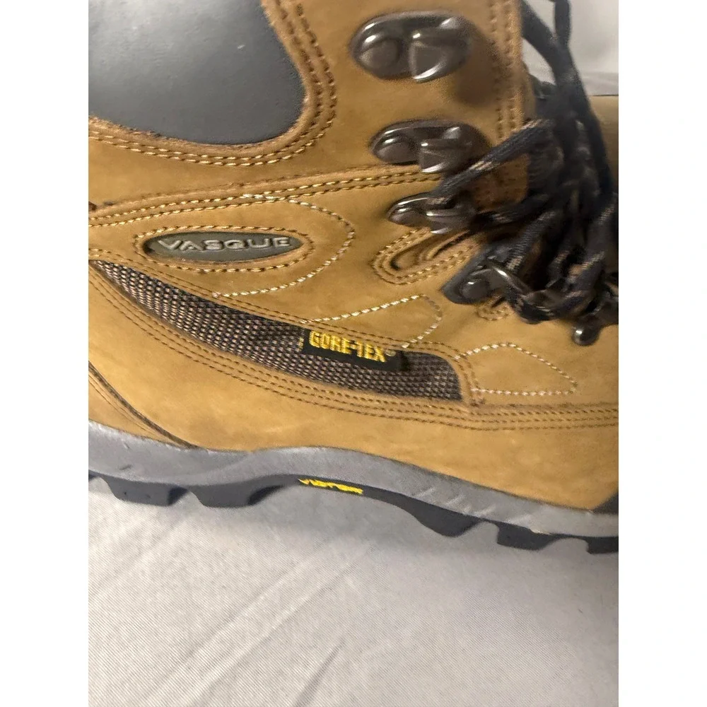 Vasque Gore-Tex Hiking Boots Mens 11 Tan Brown Vibram Sole Waterproof Mid Top